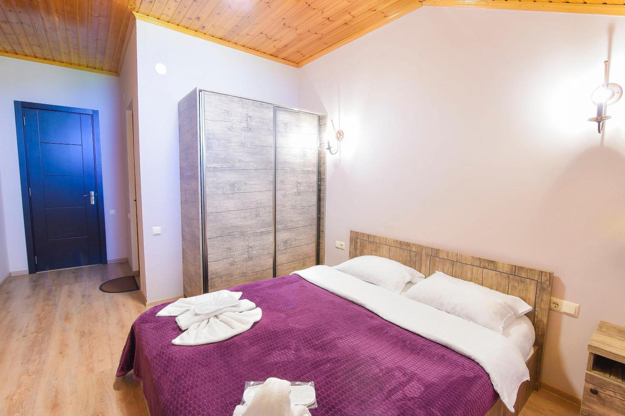 Hotel Shaori Nikortsminda Ngoại thất bức ảnh
